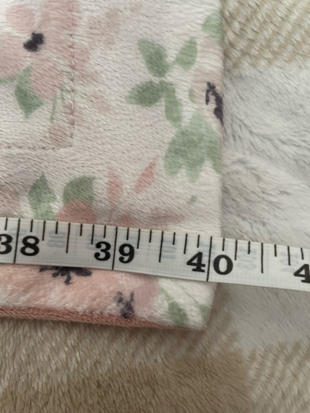 Lila & Jack Lullaby Floral Soft Pink Baby Blanket EUC  31x40 inches - Picture 7 of 7